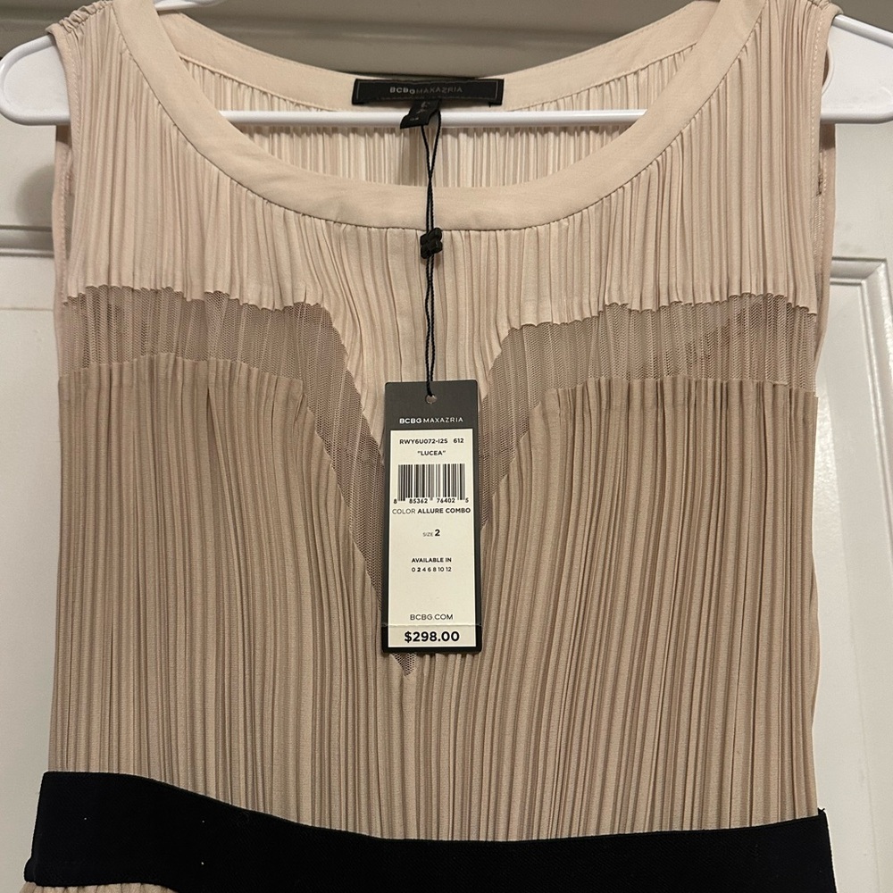 BCBGMAXAZRIA Pleated Beige and Black Dress